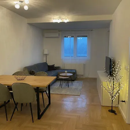 Casa Mia Apartment *